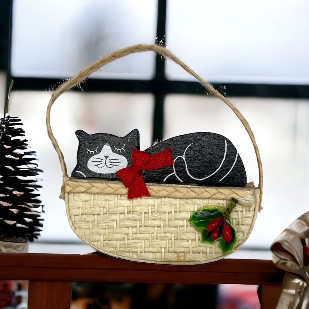 Rare Vintage Midwest Sleeping Kitty Cat Straw Bag Christmas Ornament Pet Animal